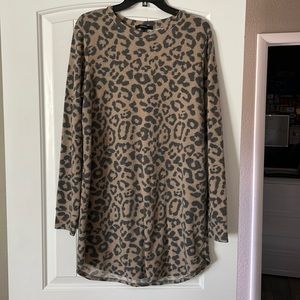 Forever 21 long sleeve leopard dress size L